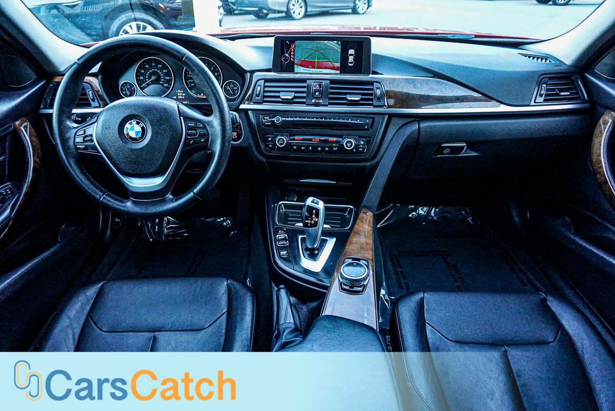 CARSCATCH - Used vehicle - Sedan BMW 3 SERIES 2014