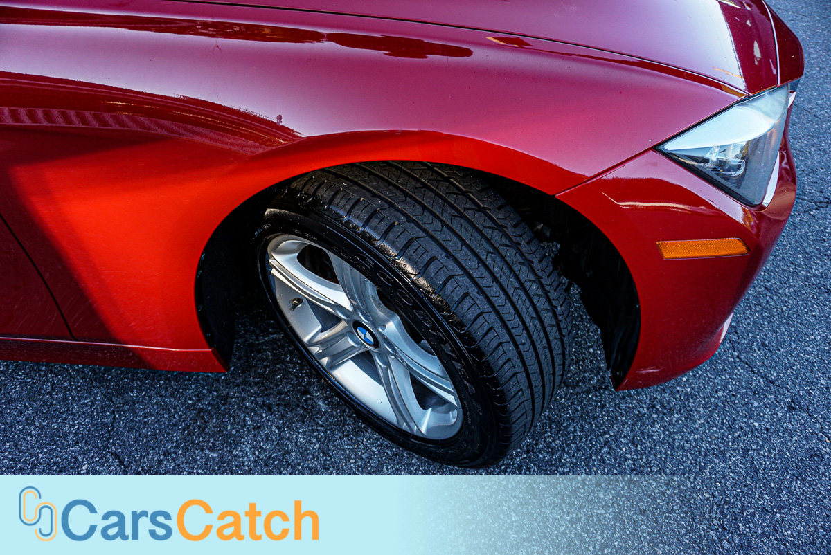 CARSCATCH - Used vehicle - Sedan BMW 3 SERIES 2014