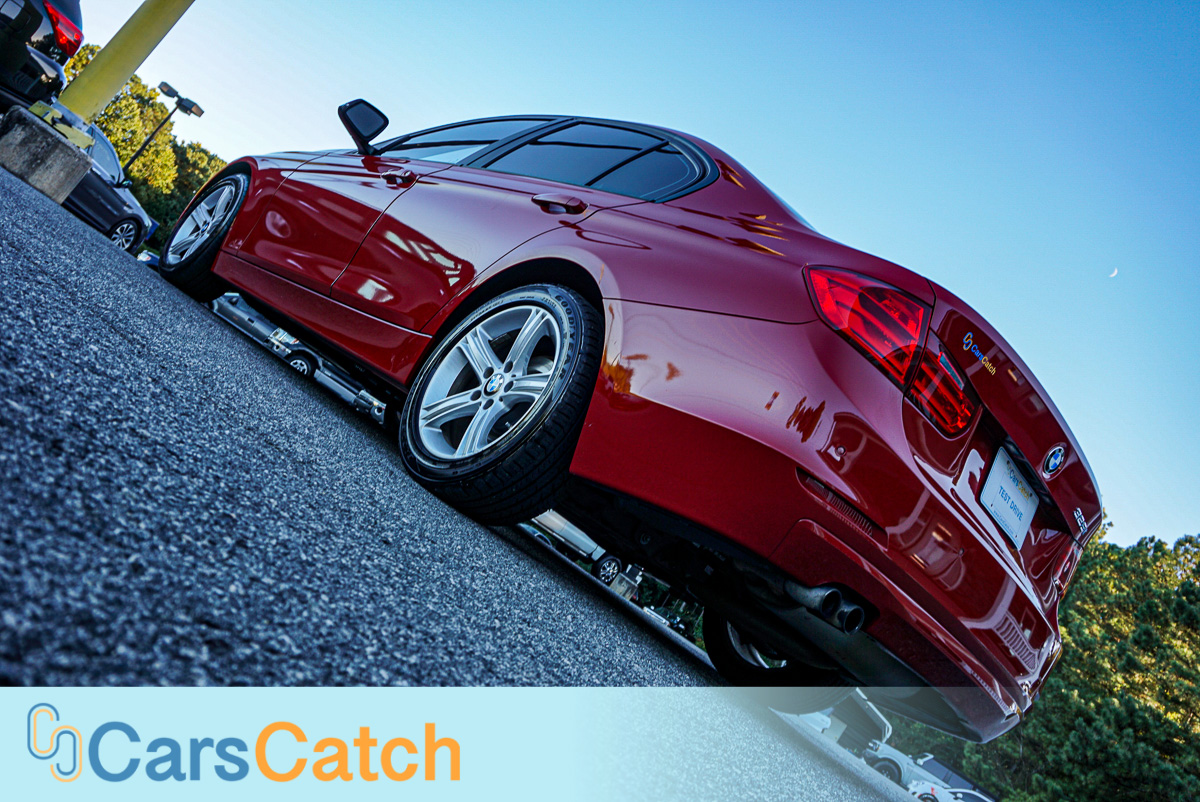 CARSCATCH - Used vehicle - Sedan BMW 3 SERIES 2014