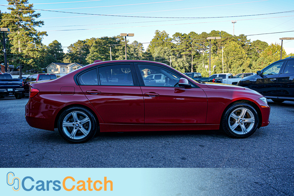 CARSCATCH - Used vehicle - Sedan BMW 3 SERIES 2014