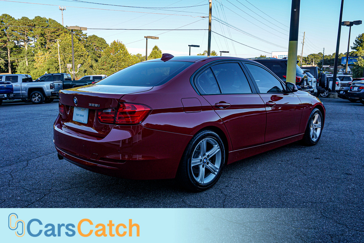 CARSCATCH - Used vehicle - Sedan BMW 3 SERIES 2014