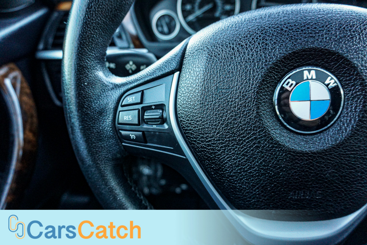 CARSCATCH - Used vehicle - Sedan BMW 3 SERIES 2014