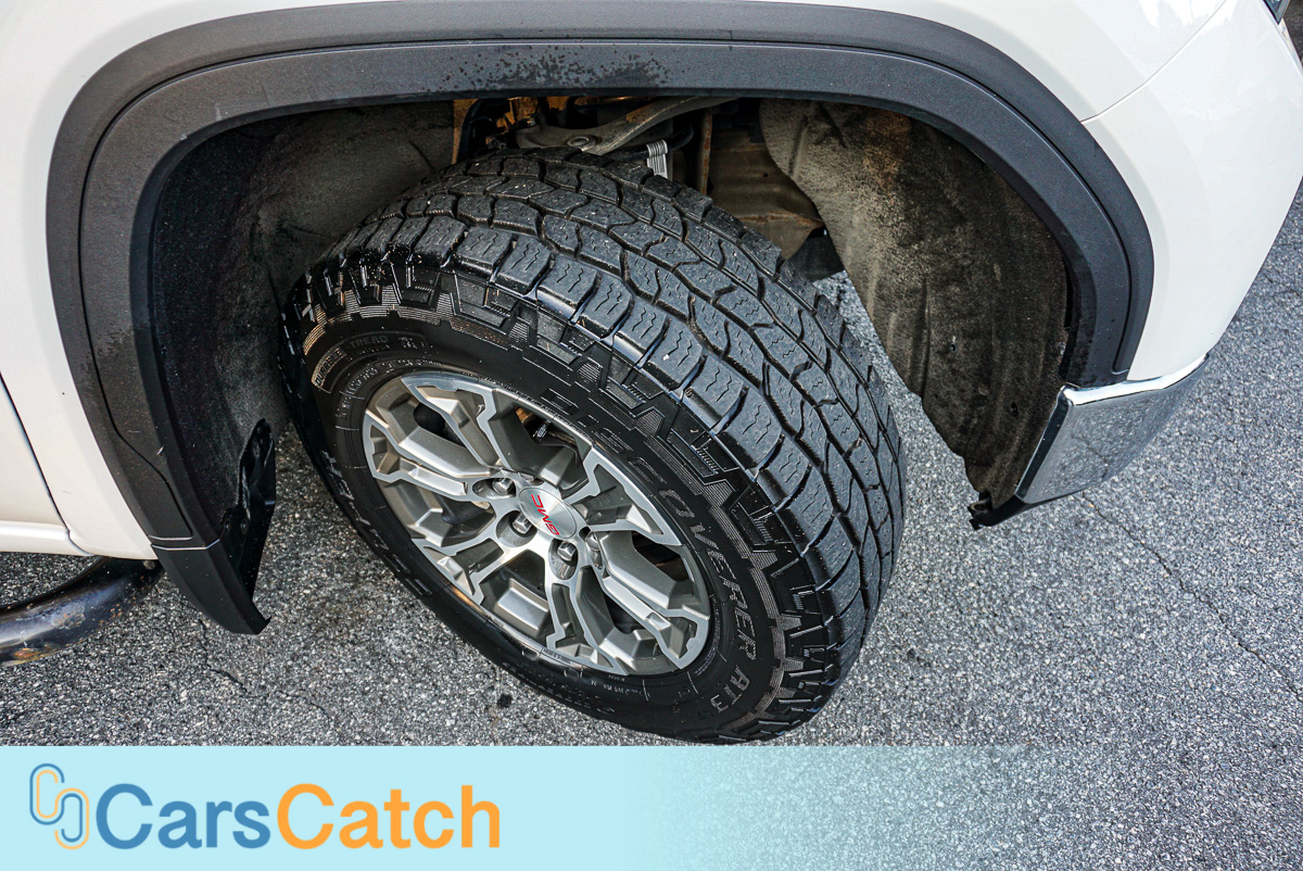 CARSCATCH - Used vehicle - Truck GMC SIERRA 1500 2020