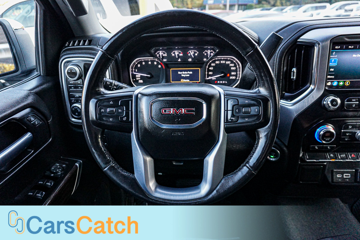 CARSCATCH - Used vehicle - Truck GMC SIERRA 1500 2020