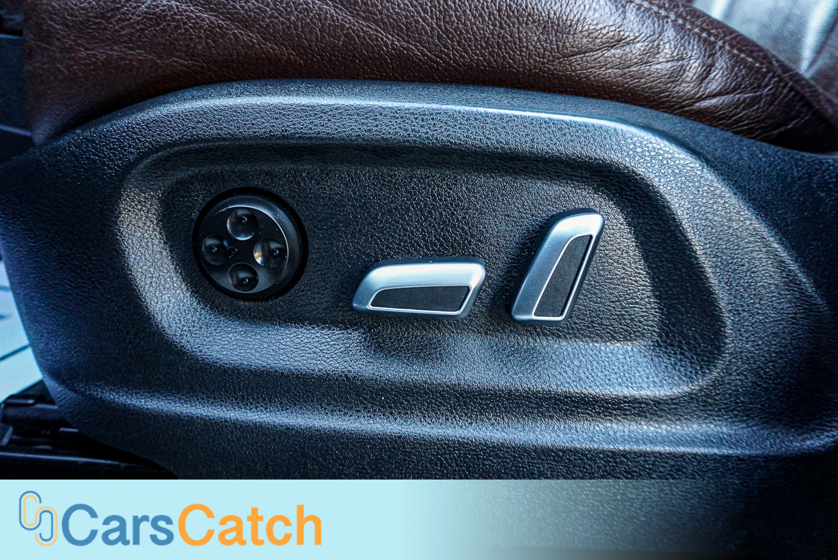 CARSCATCH - Used vehicle - SUV AUDI Q5 2015