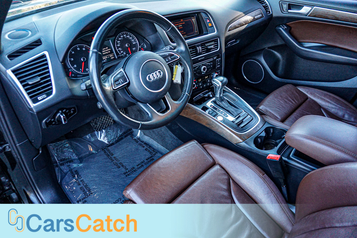 CARSCATCH - Used vehicle - SUV AUDI Q5 2015