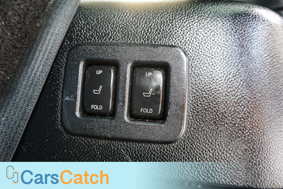 CARSCATCH - Used vehicle - SUV FORD EXPEDITION 2015