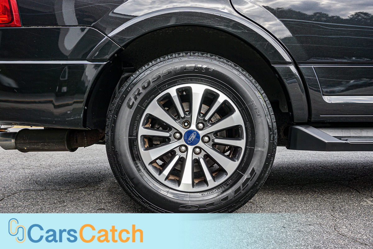 CARSCATCH - Used vehicle - SUV FORD EXPEDITION 2015