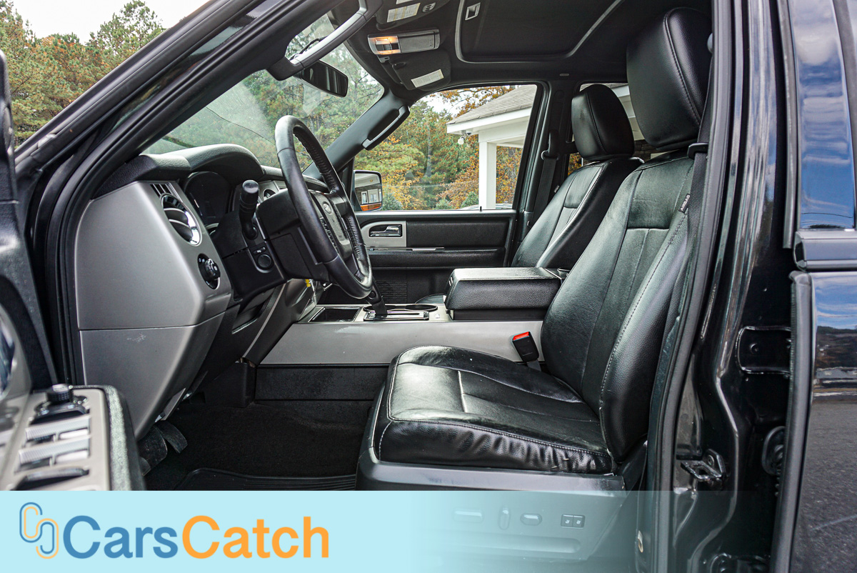 CARSCATCH - Used vehicle - SUV FORD EXPEDITION 2015