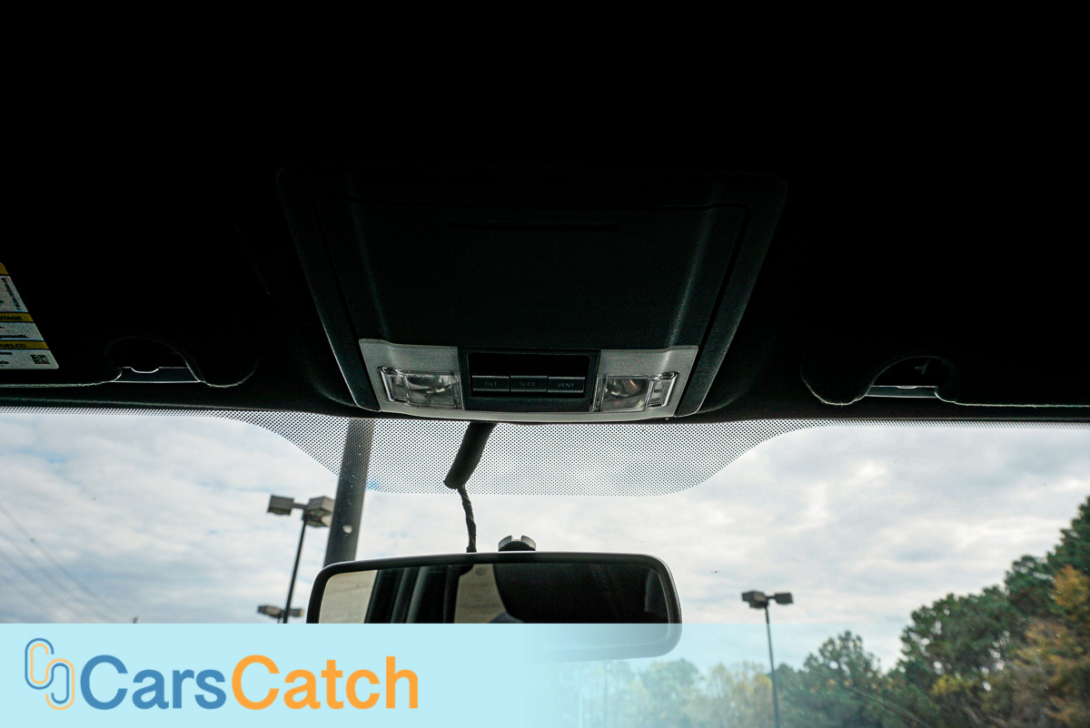 CARSCATCH - Used vehicle - SUV FORD EXPEDITION 2015