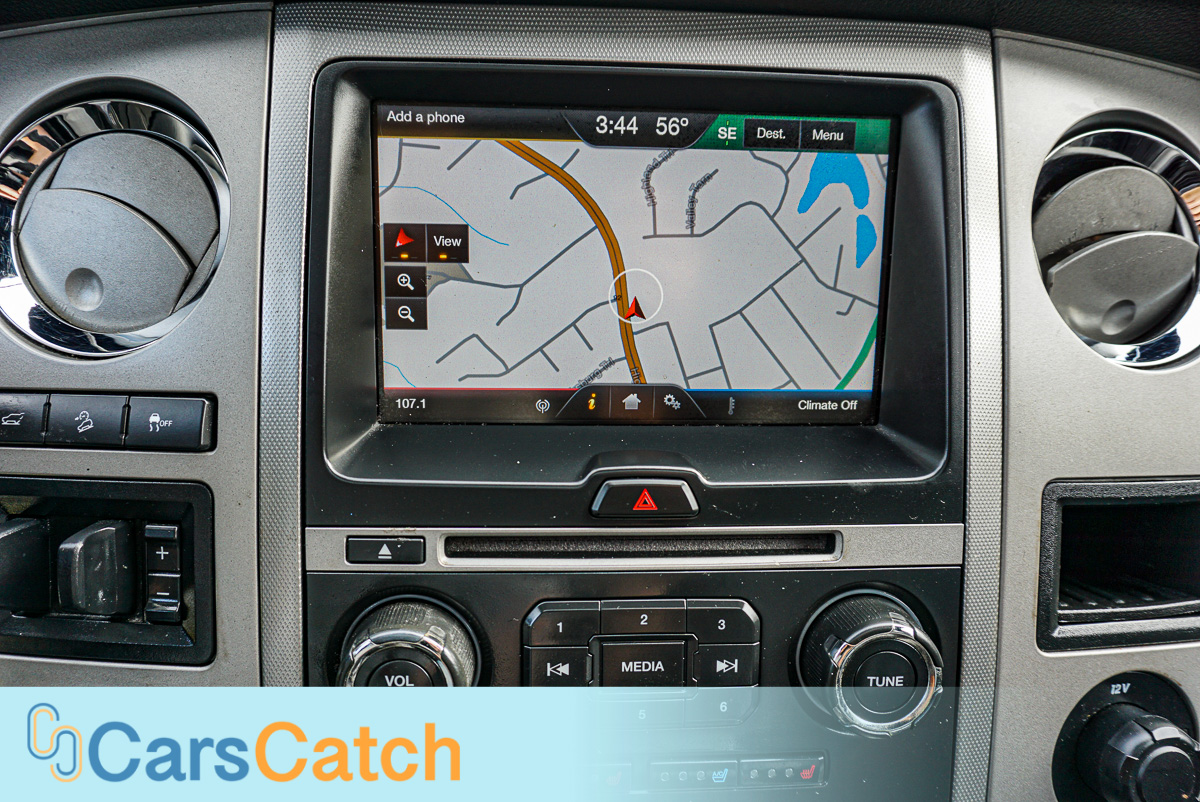 CARSCATCH - Used vehicle - SUV FORD EXPEDITION 2015