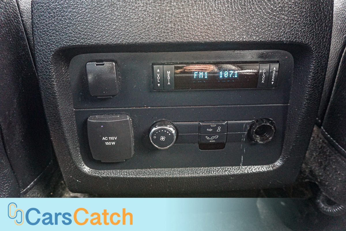 CARSCATCH - Used vehicle - SUV FORD EXPEDITION 2015