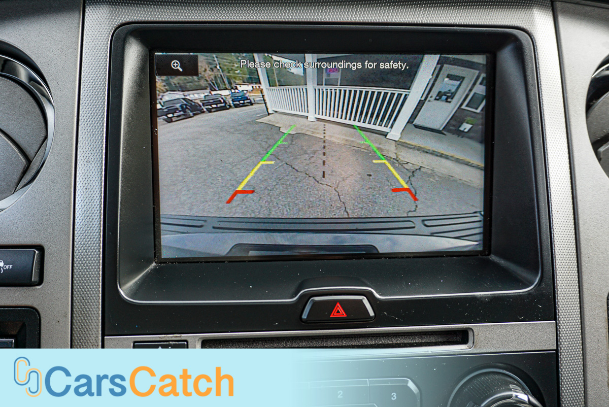 CARSCATCH - Used vehicle - SUV FORD EXPEDITION 2015