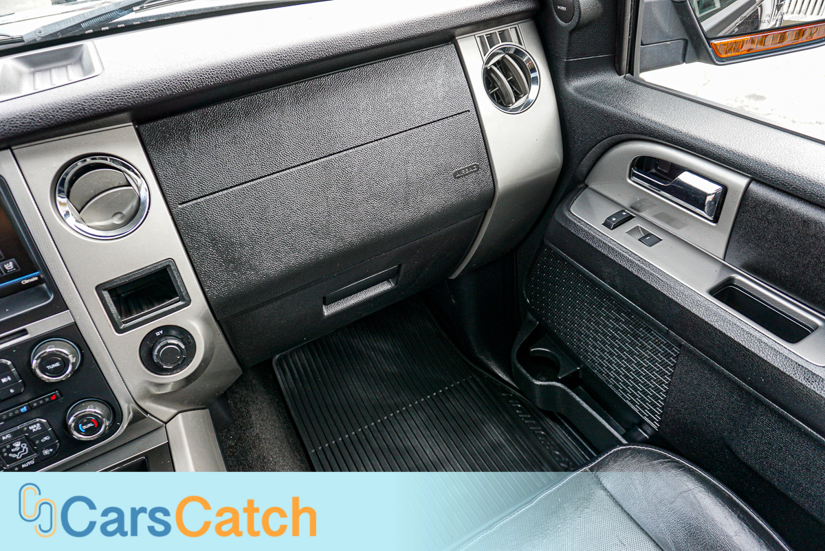 CARSCATCH - Used vehicle - SUV FORD EXPEDITION 2015