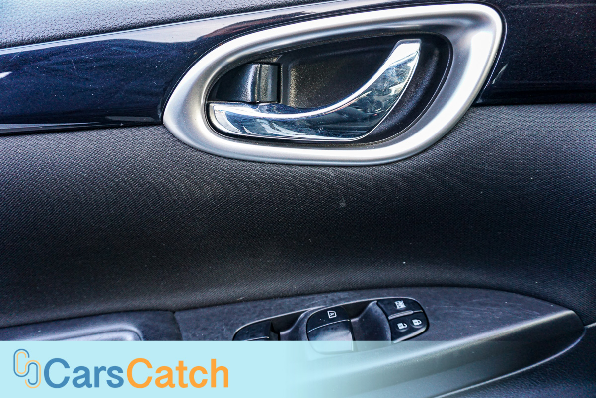 CARSCATCH - Used vehicle - Sedan NISSAN SENTRA 2019