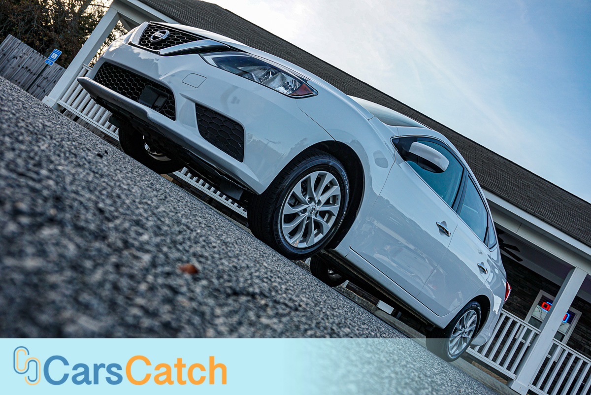CARSCATCH - Used vehicle - Sedan NISSAN SENTRA 2019