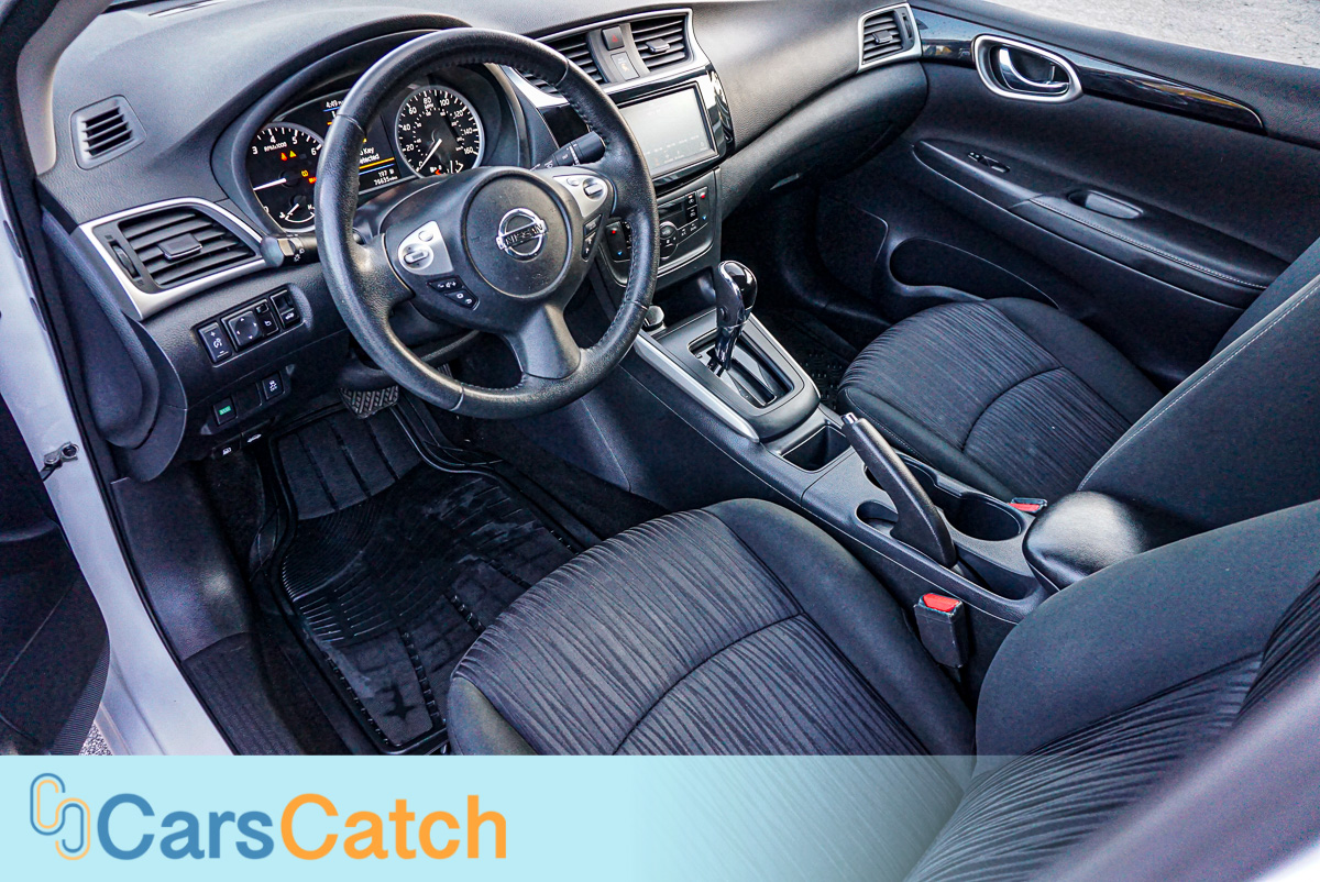 CARSCATCH - Used vehicle - Sedan NISSAN SENTRA 2019