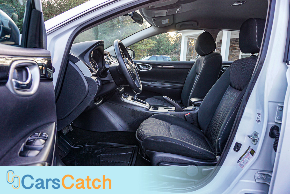 CARSCATCH - Used vehicle - Sedan NISSAN SENTRA 2019