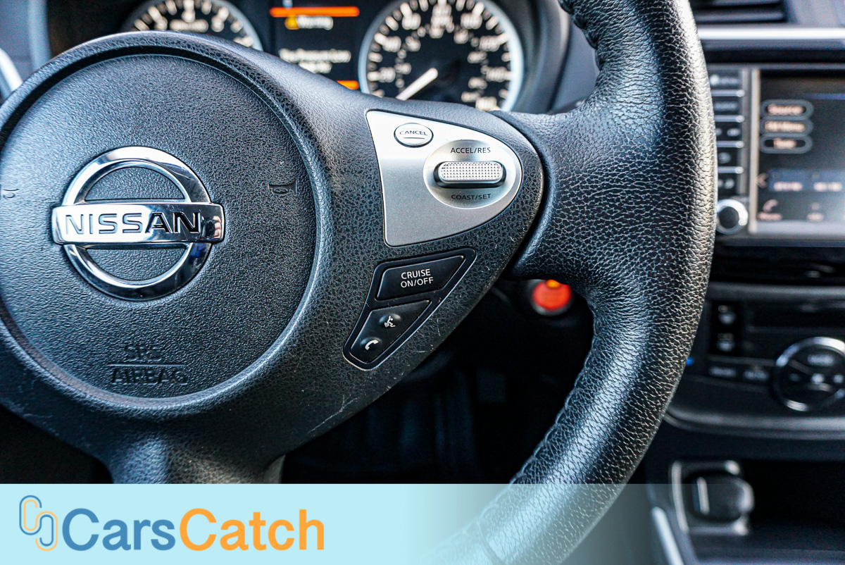 CARSCATCH - Used vehicle - Sedan NISSAN SENTRA 2019