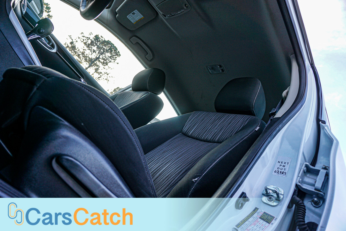 CARSCATCH - Used vehicle - Sedan NISSAN SENTRA 2019