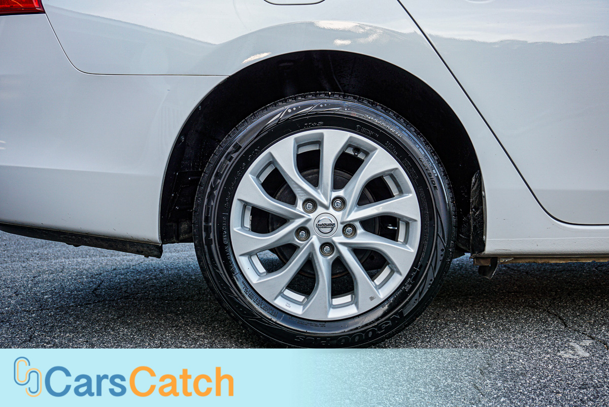 CARSCATCH - Used vehicle - Sedan NISSAN SENTRA 2019