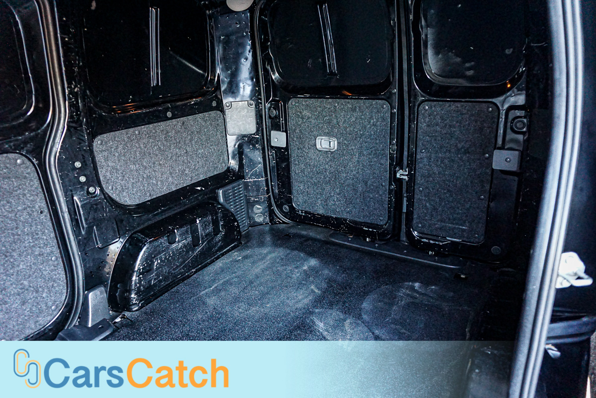 CARSCATCH - Used vehicle - Cargo Van NISSAN NV200 COMPACT CARGO 2019