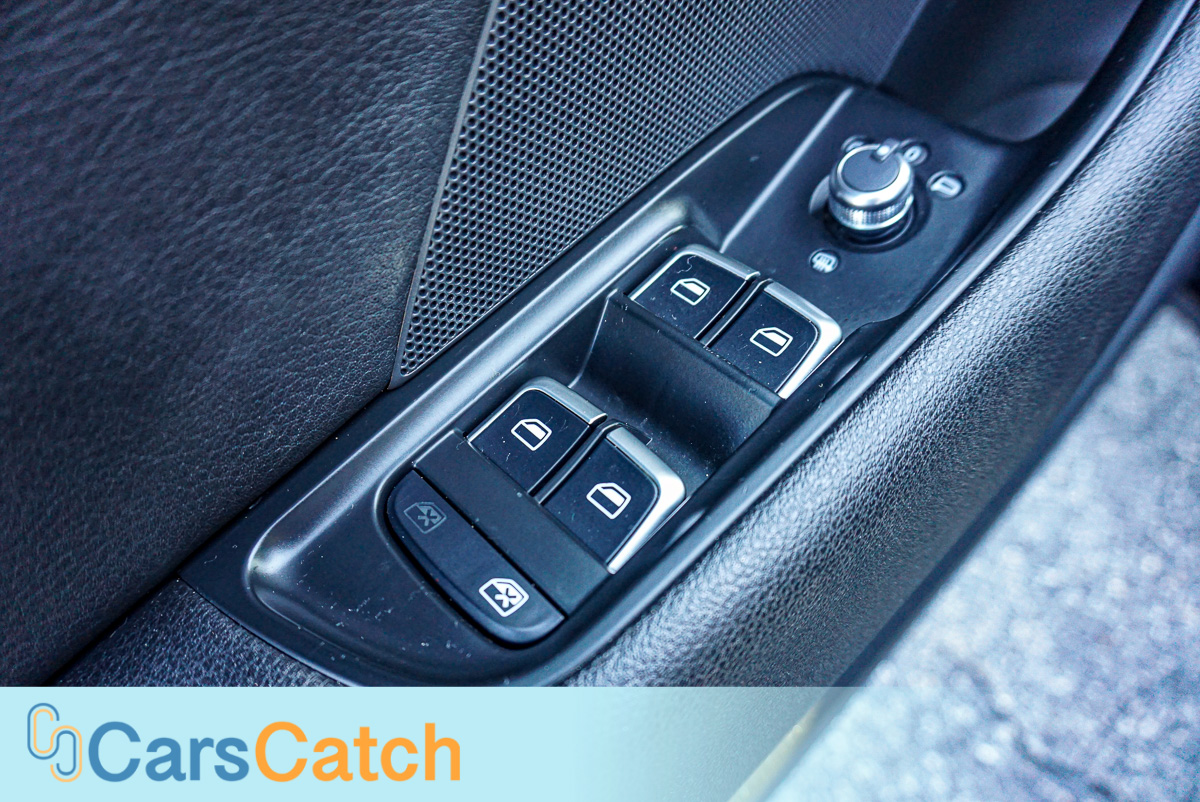 CARSCATCH - Used vehicle - Sedan AUDI A3 2016