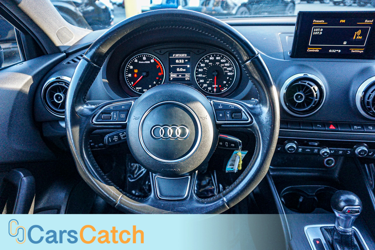 CARSCATCH - Used vehicle - Sedan AUDI A3 2016