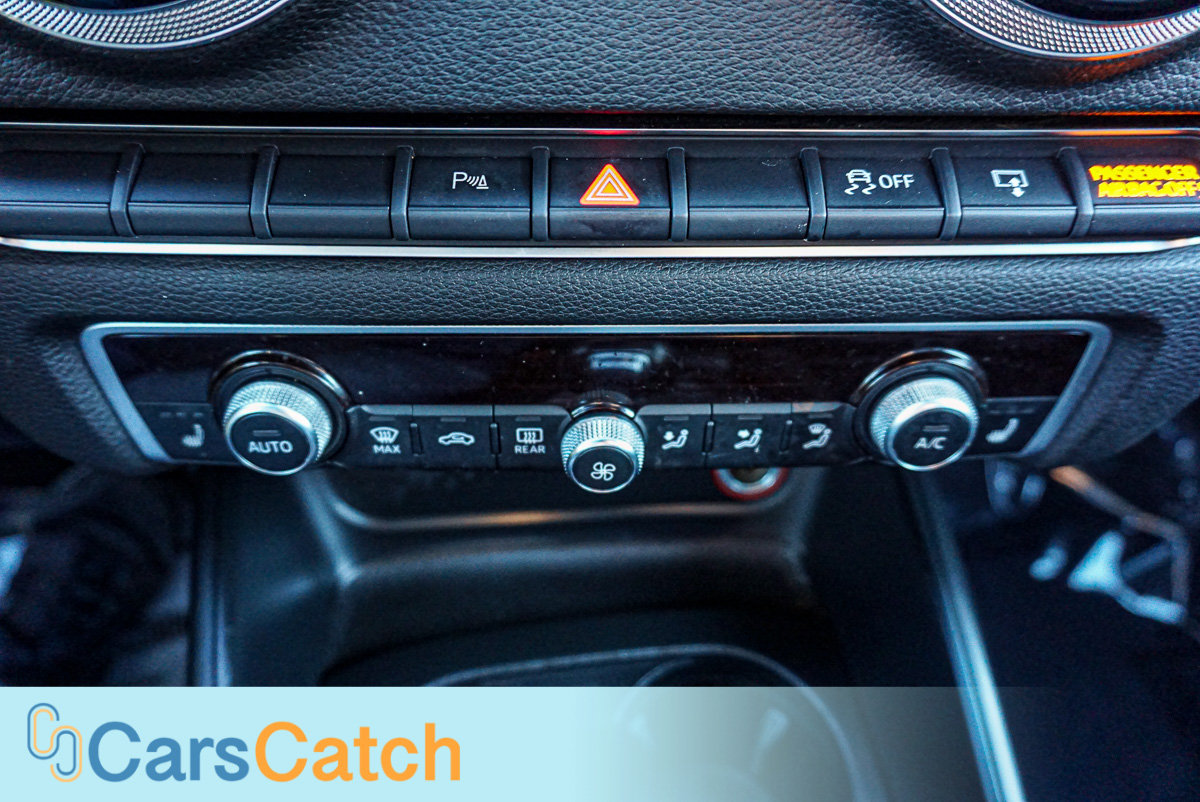 CARSCATCH - Used vehicle - Sedan AUDI A3 2016