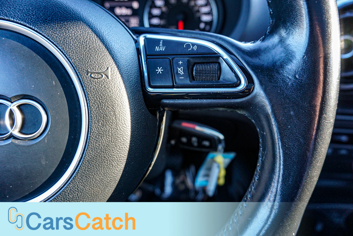 CARSCATCH - Used vehicle - Sedan AUDI A3 2016