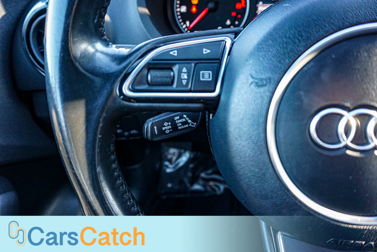CARSCATCH - Used vehicle - Sedan AUDI A3 2016