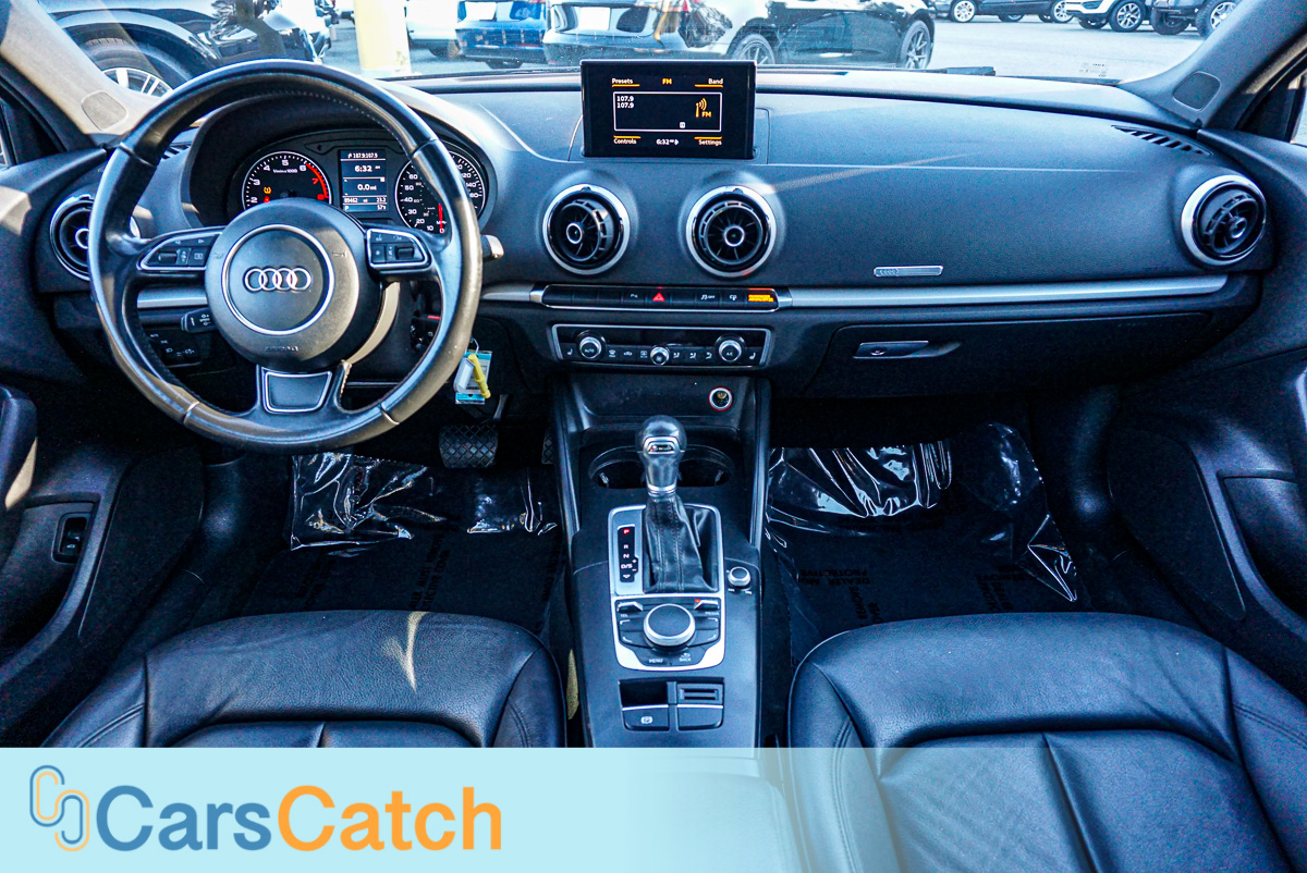CARSCATCH - Used vehicle - Sedan AUDI A3 2016