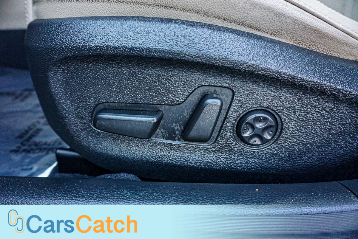 CARSCATCH - Used vehicle - Sedan HYUNDAI SONATA 2015