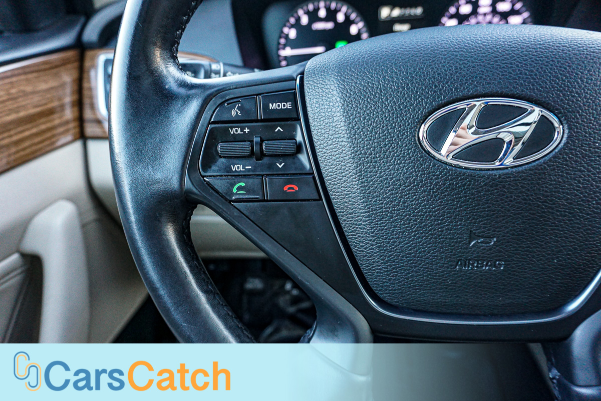 CARSCATCH - Used vehicle - Sedan HYUNDAI SONATA 2015