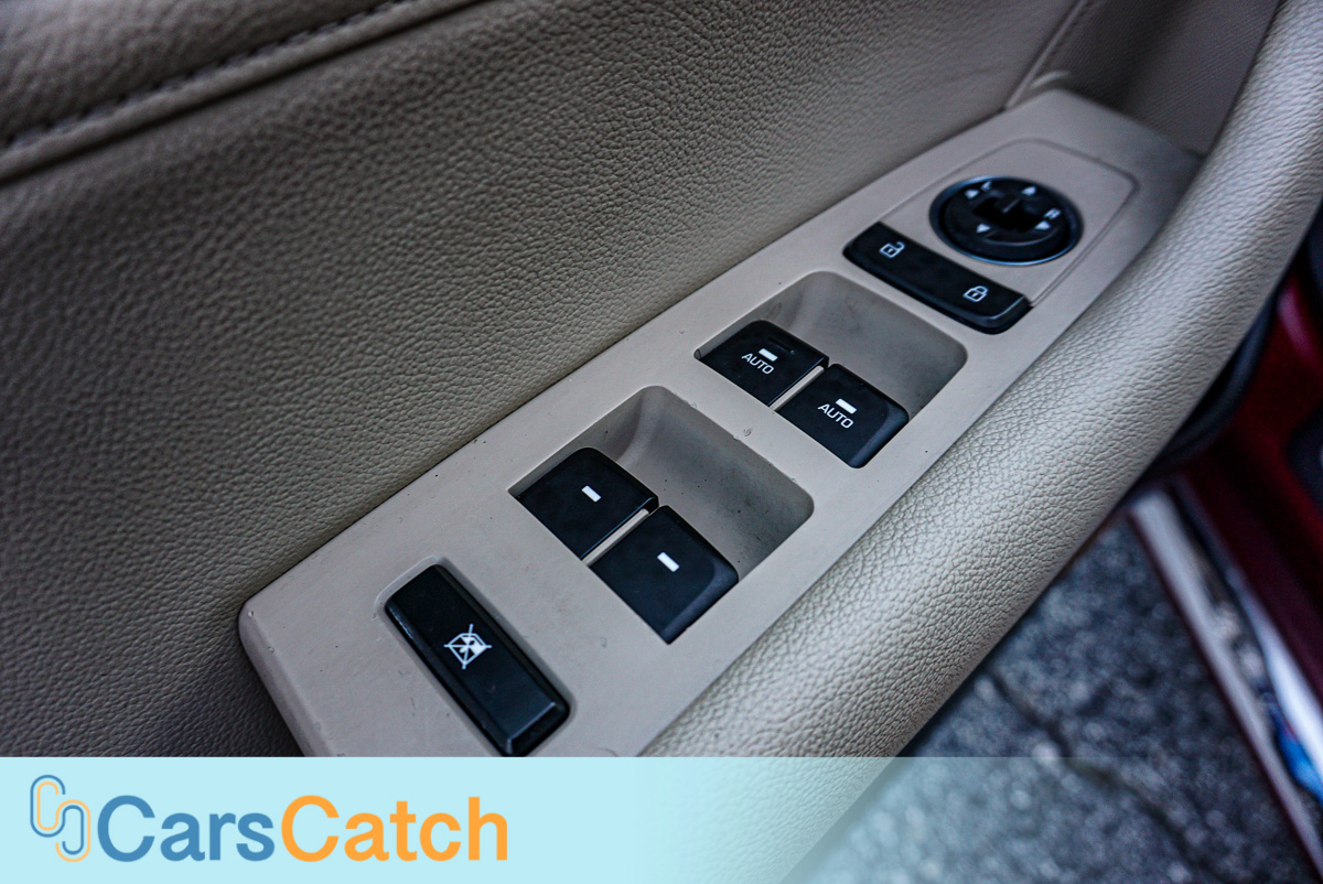 CARSCATCH - Used vehicle - Sedan HYUNDAI SONATA 2015