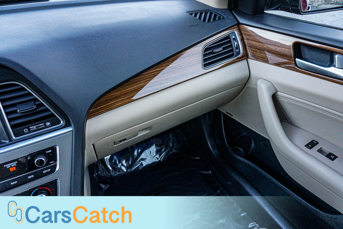 CARSCATCH - Used vehicle - Sedan HYUNDAI SONATA 2015