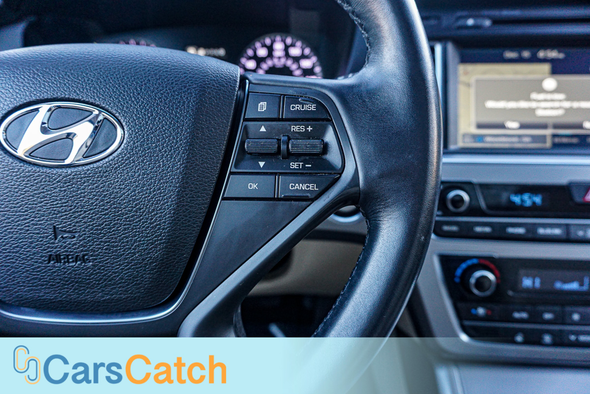 CARSCATCH - Used vehicle - Sedan HYUNDAI SONATA 2015