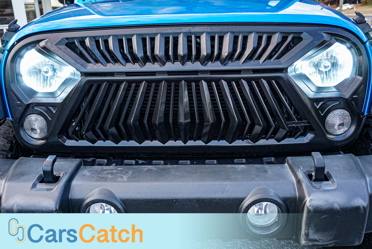 CARSCATCH - Used vehicle - SUV JEEP WRANGLER UNLIMITED 2015