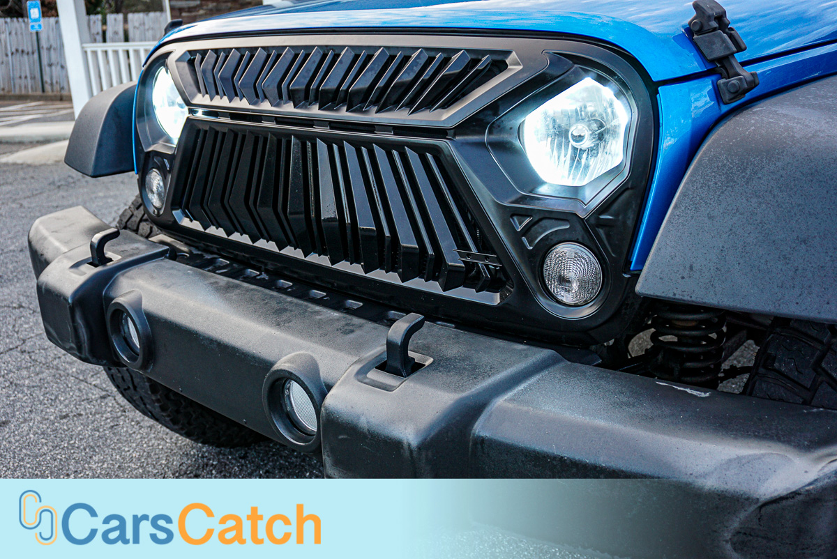 CARSCATCH - Used vehicle - SUV JEEP WRANGLER UNLIMITED 2015