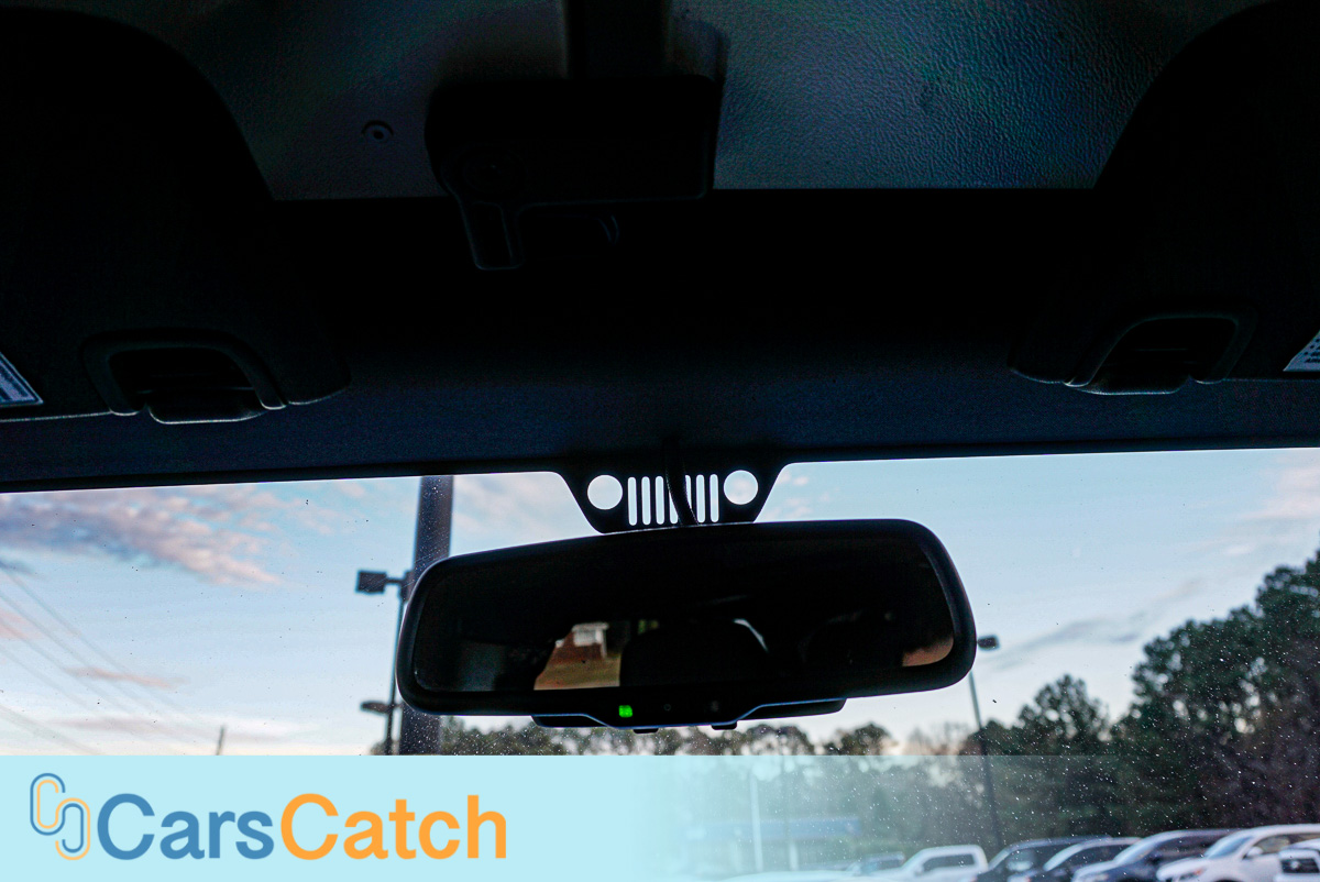 CARSCATCH - Used vehicle - SUV JEEP WRANGLER UNLIMITED 2015