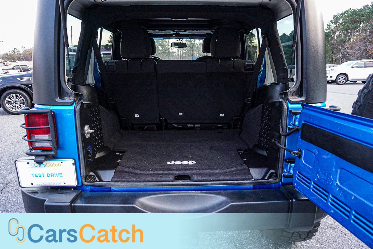 CARSCATCH - Used vehicle - SUV JEEP WRANGLER UNLIMITED 2015