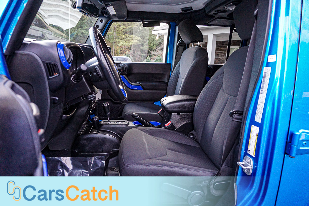 CARSCATCH - Used vehicle - SUV JEEP WRANGLER UNLIMITED 2015