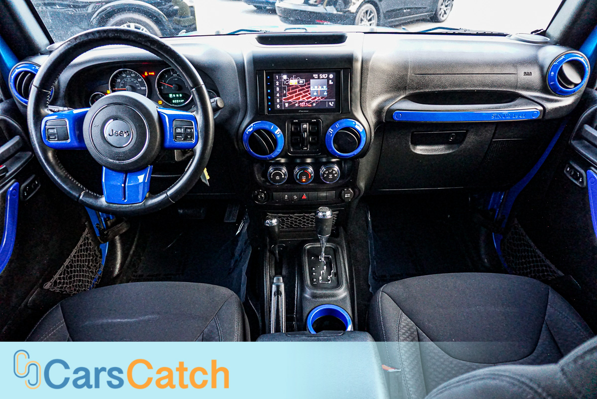 CARSCATCH - Used vehicle - SUV JEEP WRANGLER UNLIMITED 2015