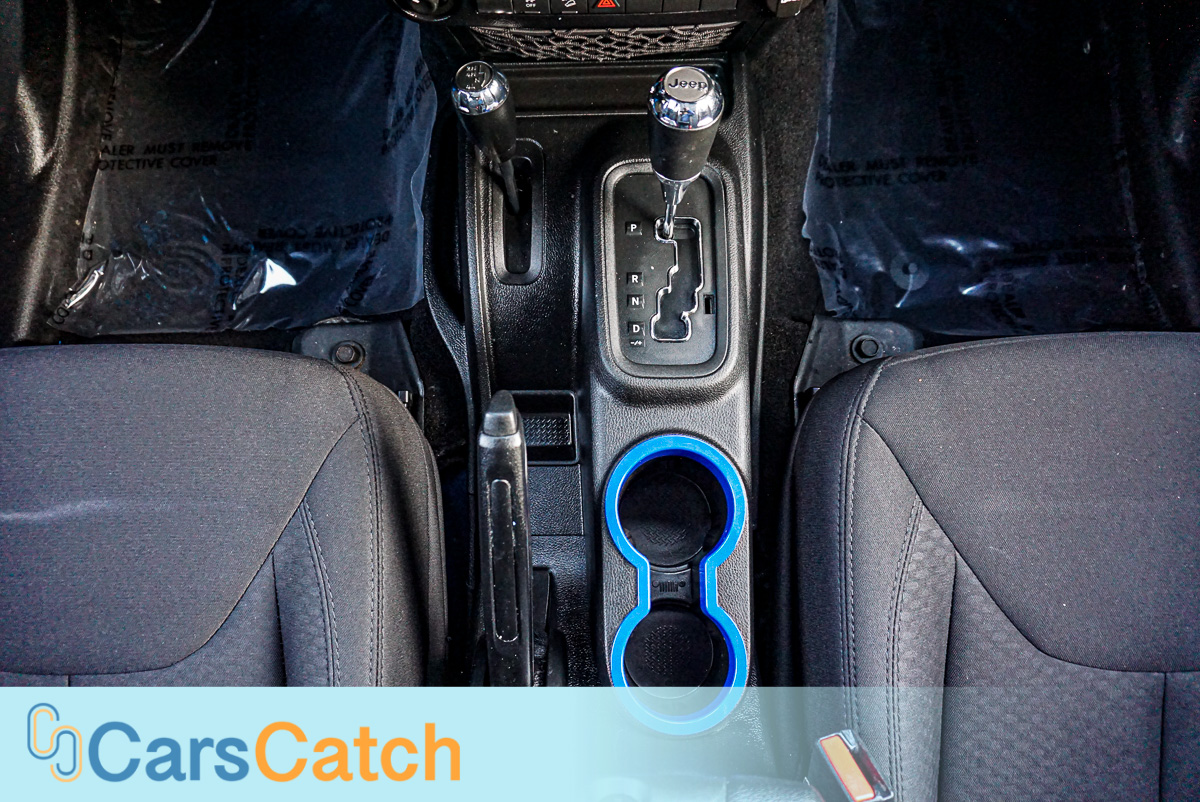 CARSCATCH - Used vehicle - SUV JEEP WRANGLER UNLIMITED 2015