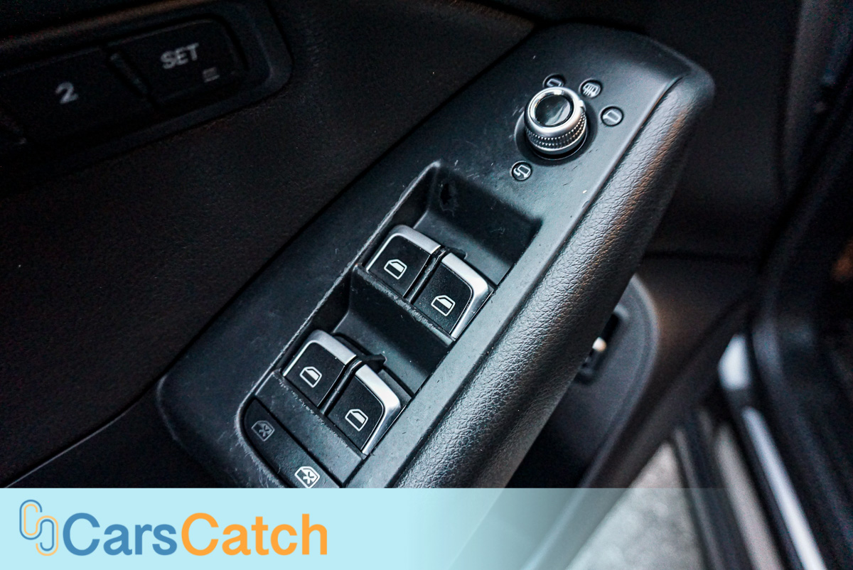 CARSCATCH - Used vehicle - SUV AUDI Q5 2015