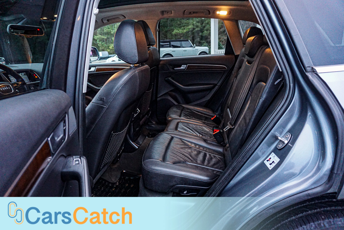 CARSCATCH - Used vehicle - SUV AUDI Q5 2015