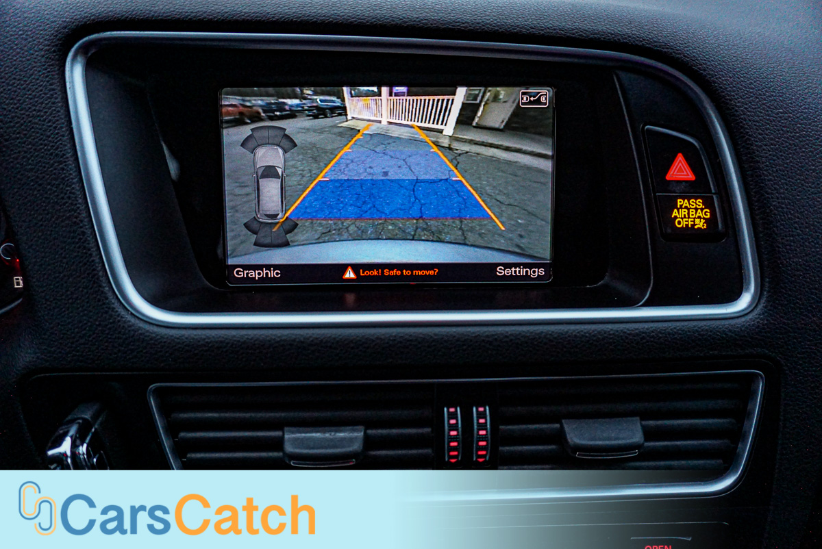 CARSCATCH - Used vehicle - SUV AUDI Q5 2015