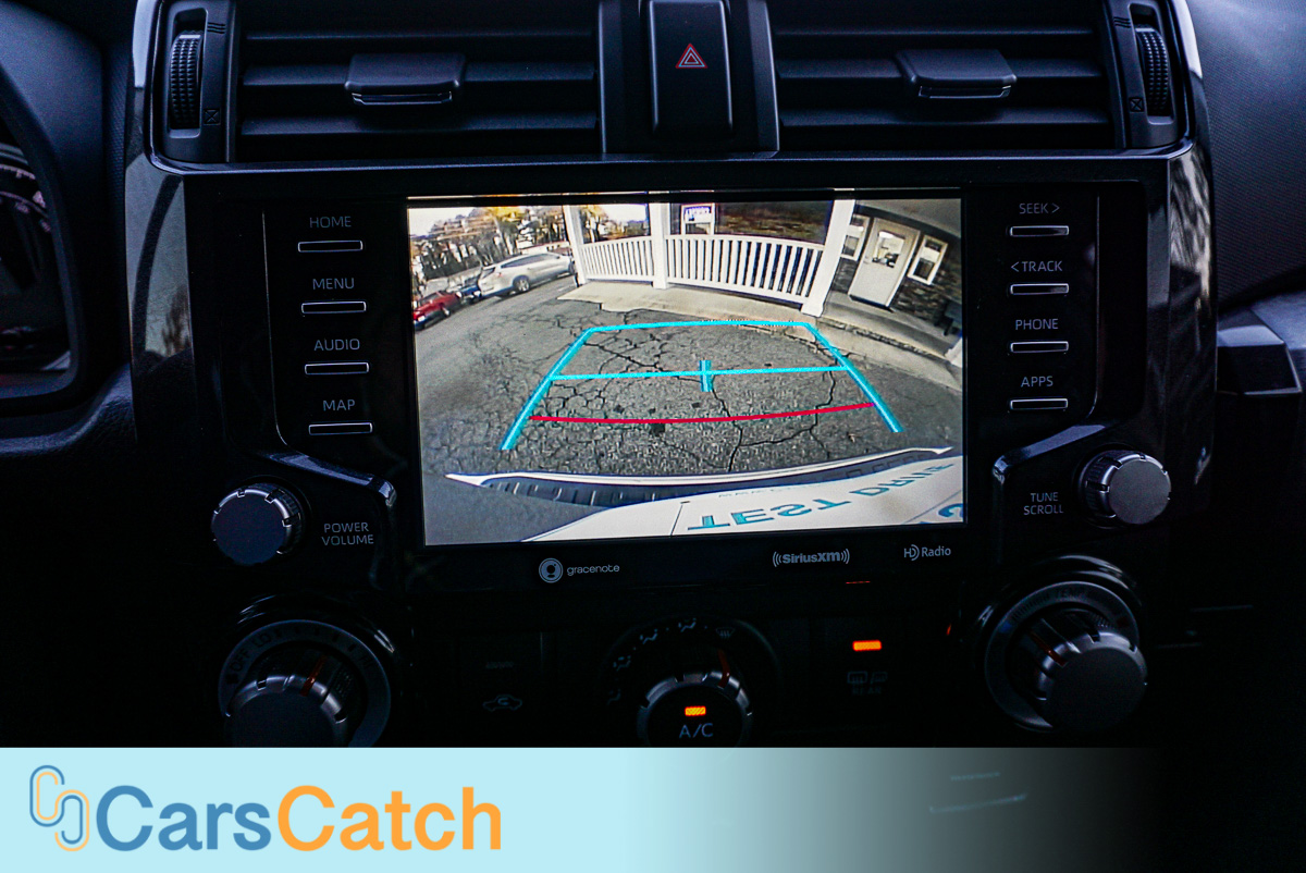 CARSCATCH - Used vehicle - SUV TOYOTA 4RUNNER 2021