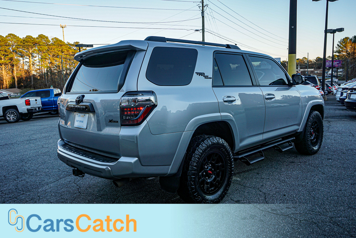CARSCATCH - Used vehicle - SUV TOYOTA 4RUNNER 2021