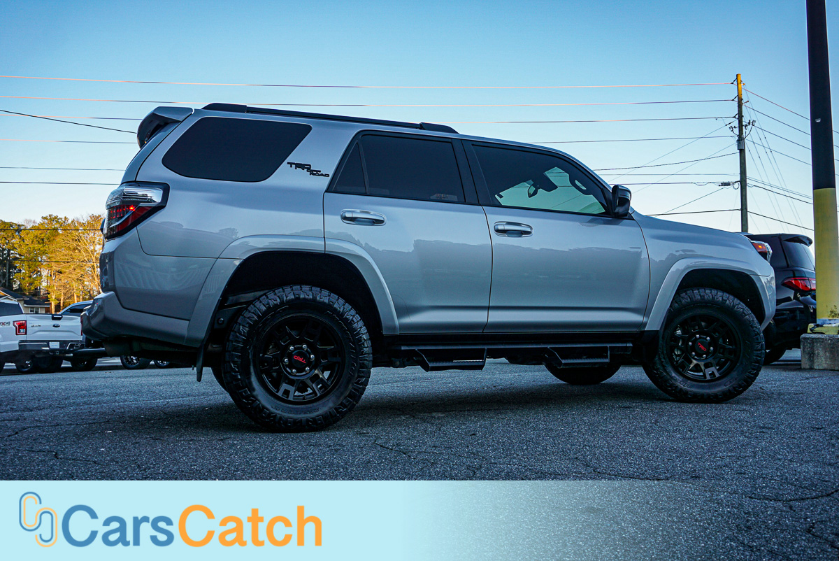 CARSCATCH - Used vehicle - SUV TOYOTA 4RUNNER 2021